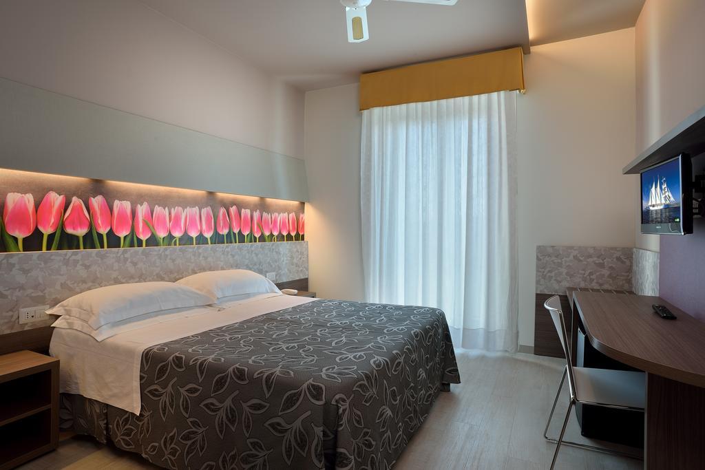 Hotel Clipper Pesaro Camera foto